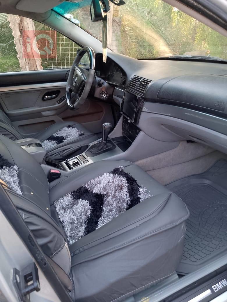 بي ام دبليو الفئة 5